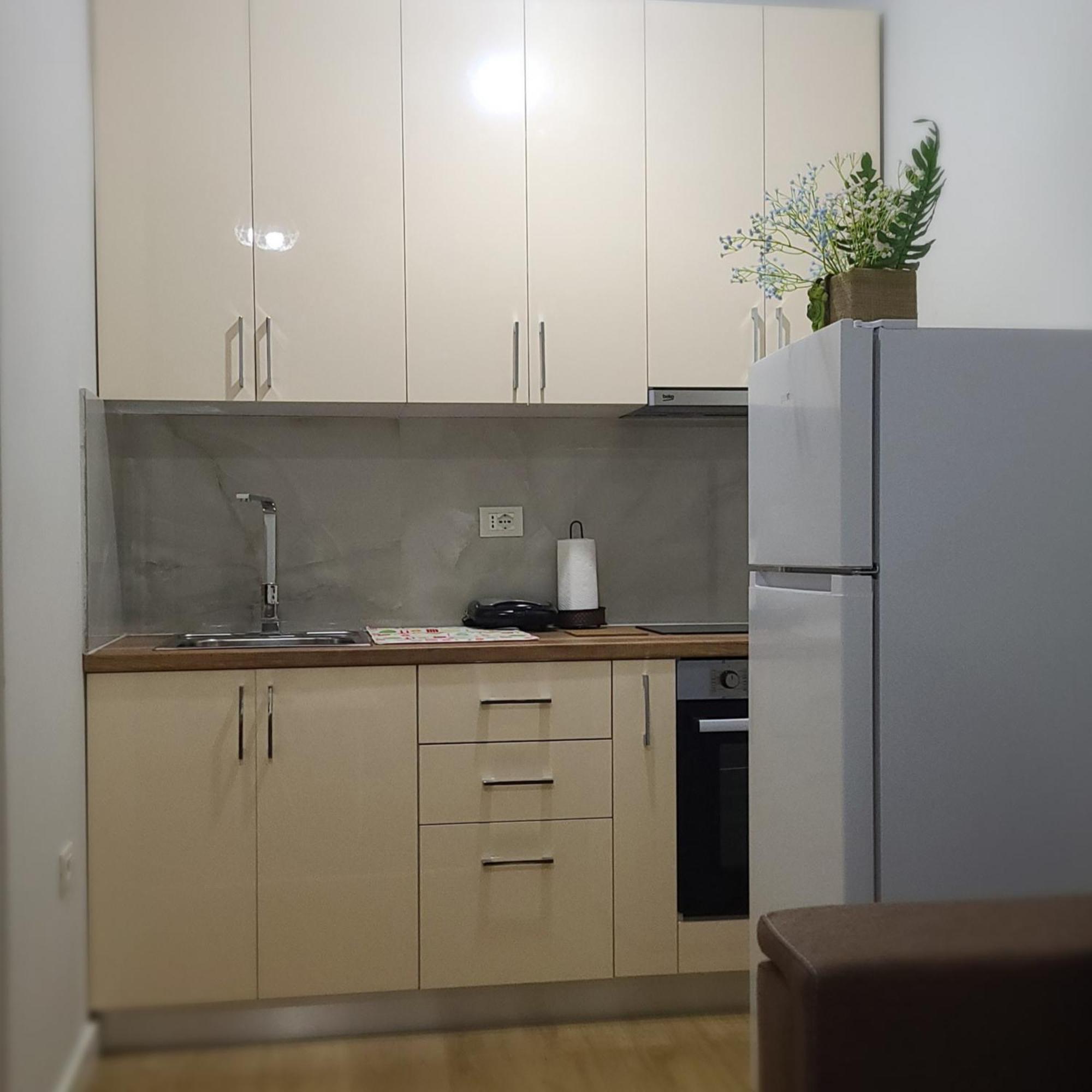 Home Inn Apartaments Tirana Exterior photo